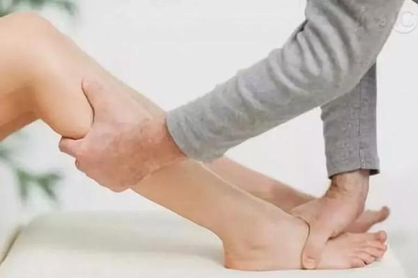 结婚3年终生女，宝宝顺产后却把医生吓了一跳！过量补钙惹了祸？
