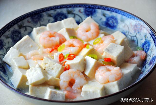 常给孩子吃这道菜，吃一顿等于喝12杯牛奶，宝宝更聪明，成绩也好