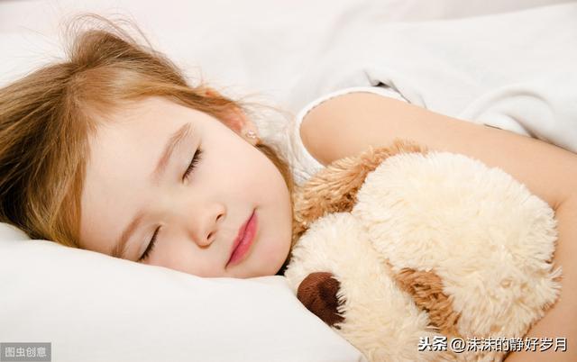 帮助宝宝建立正常的睡眠模式，睡眠的“质”要大于睡眠的“量”