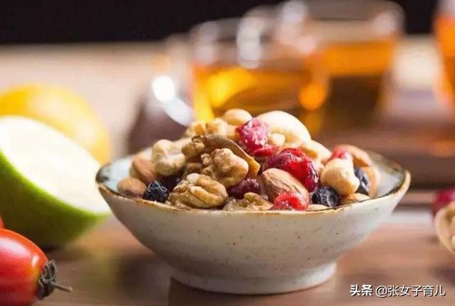 3岁以内宝宝，最好别吃这种食物，易引发风险，很多父母都忽略了
