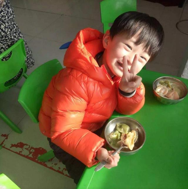 宝宝这3个部位越大越“丑”，说明身体越健，还可能更有福气呢