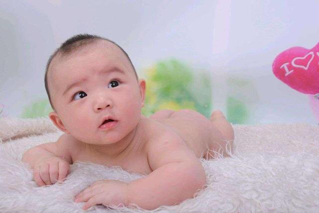 宝宝这3个部位越大越“丑”，说明身体越健，还可能更有福气呢