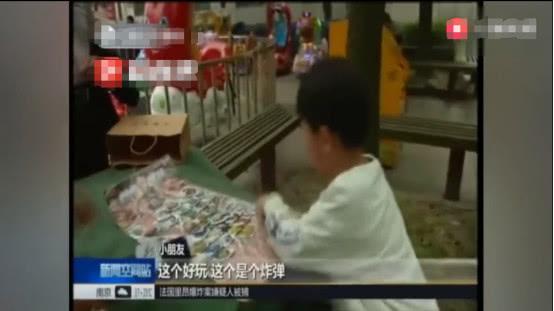 流行玩具“炸包”竟能腐蚀鸡爪，给孩子买玩具一定要记住这几件事