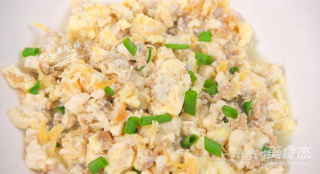 这菜是“钙王”，比鸡蛋便宜，比牛奶补钙，孩子16岁一米八还在长