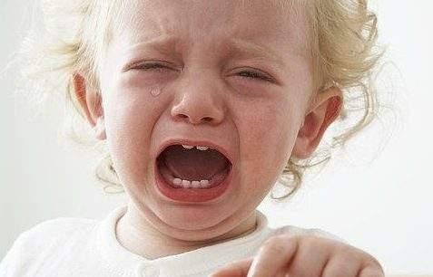 两岁半的宝宝离开每天跟他在一起的最亲近的人,是否会痛苦呢?