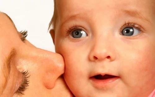 两岁半的宝宝离开每天跟他在一起的最亲近的人,是否会痛苦呢?