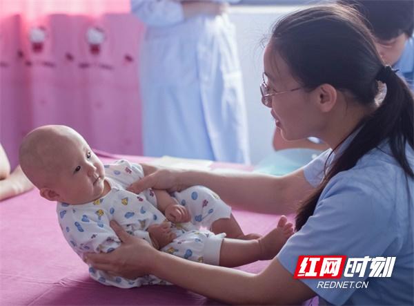 道县：相约妇幼 健康快乐庆“六一”