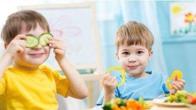 宝宝不爱吃饭又挑食真难伺候，这些方法帮你解决，让孩子爱上吃饭