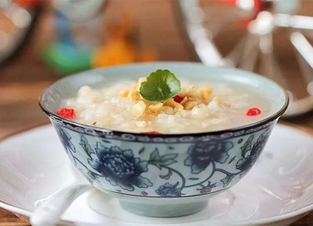 仲夏来了！记得多给孩子喝这8碗粥，让孩子舒服度夏不生病