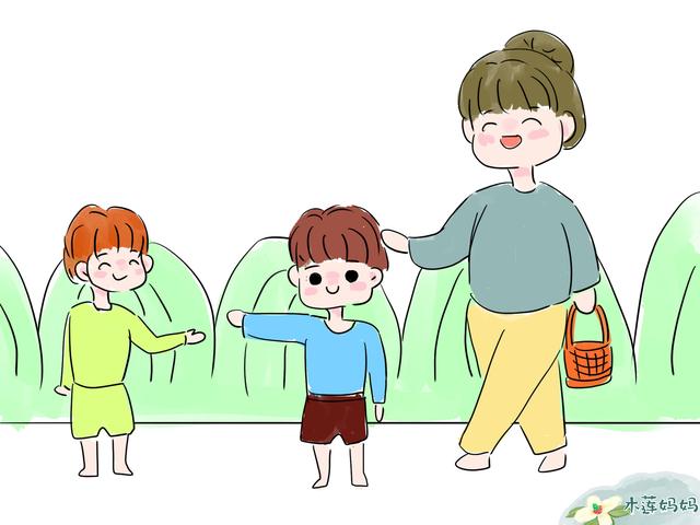 公园意外遇到同学，妈妈这样称呼孩子，孩子说：妈妈，你真好