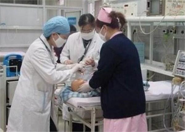 宝宝吃了妈妈做的土豆泥浑身抽搐呼吸困难，妈妈还让宝宝吃这个吗