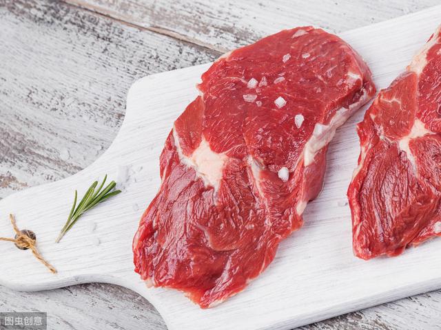 8个月宝宝辅食这么做，补铁补钙还补锌，不用担心营养跟不上