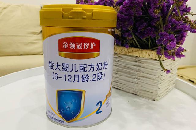 母乳不足怎么办？试试伊利金领冠