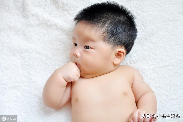 2个月婴儿聪明表现有哪些？掌握了这5大本领，说明宝宝很聪明健康