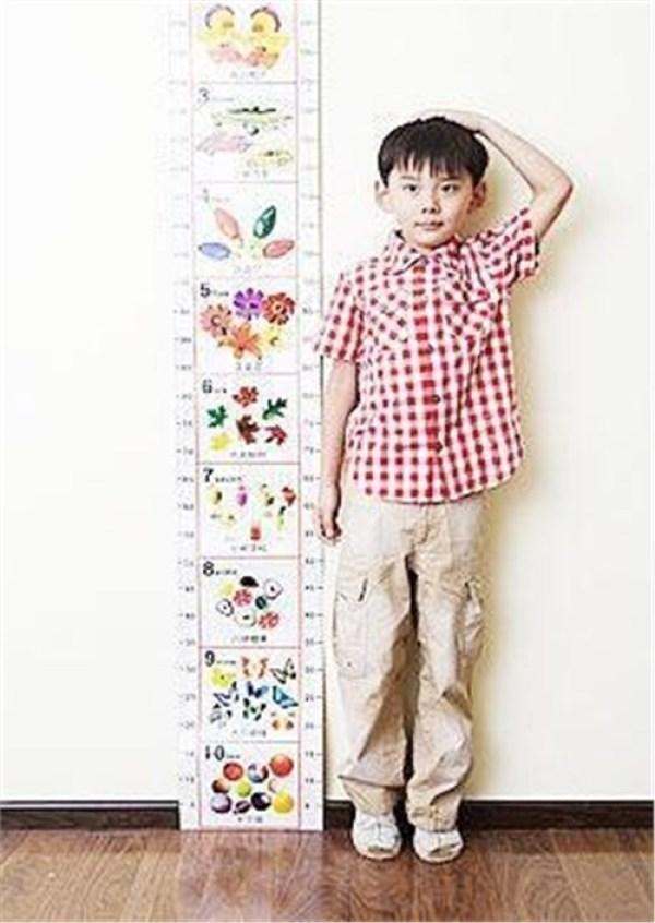 孩子有这3个异常表现，说明孩子进入了疯长期