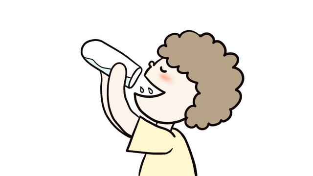 夏季到来，宝宝不爱喝水怎么行？七招教你缓解