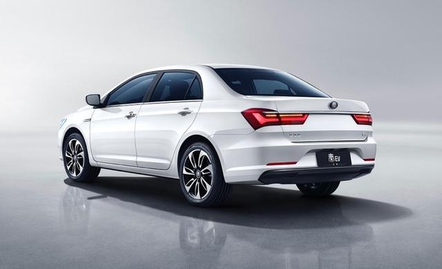 比亚迪王朝系列新车全新秦ev