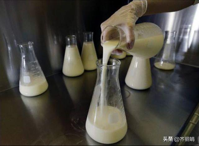 母乳与配方奶粉的区别有多大？这种特殊物质，配方奶模仿不了