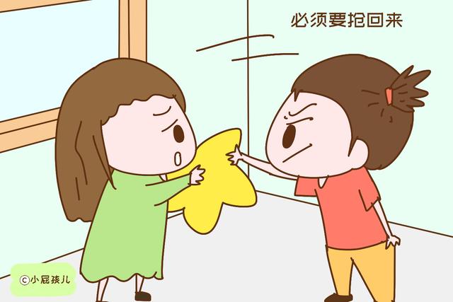 孩子的玩具被抢走时，两位妈妈的做法，决定了孩子不同的未来