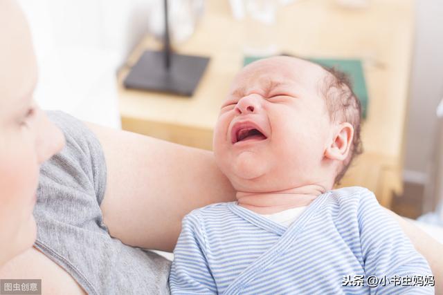婴幼儿便秘怎么办？父母学会这些缓解便秘的方法，宝宝少受苦