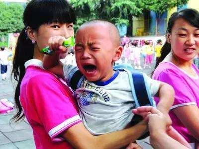 当孩子说“别人都有，我也想要”时，你的回答，决定他未来的格局