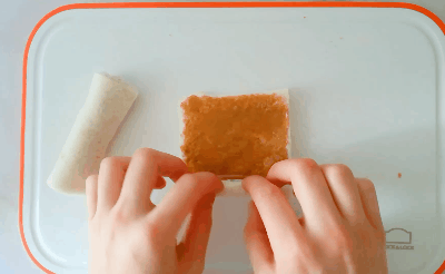 11M+花生酱吐司卷：宝宝辅食营养食谱菜谱