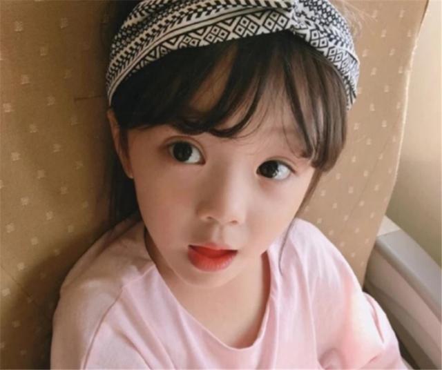 孩子长得漂亮，不全靠遗传，出生后的呵护更重要