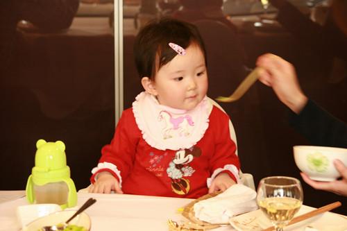 6岁之前，管住孩子的嘴，儿科医生：这4种饮料，孩子越喝越伤