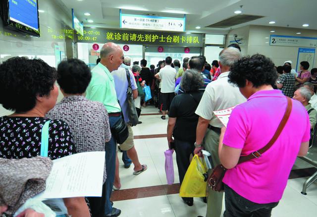 40对高龄产妇成功生下四胞胎，一看宝宝性别，全家不淡定了