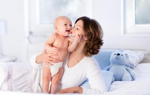 相对于尿布，纸尿裤才是夏天的最佳选择