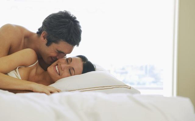想要孩子的夫妻，多久同房一次好？提前知道这一点很重要