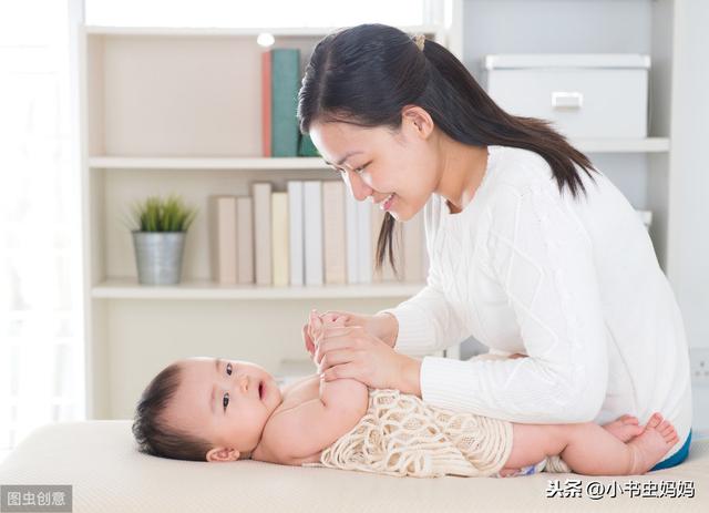 美国儿科协会研究：婴儿4个月非常关键，这样训练能教出聪明宝宝