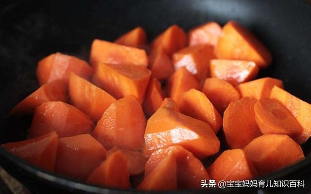 宝宝辅食：如何为婴儿做胡萝卜泥