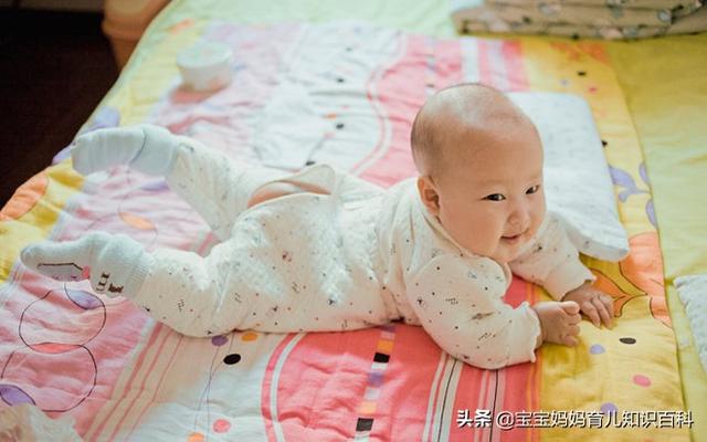 4个练习动作让宝宝发育更强壮，呵护宝宝健康成长