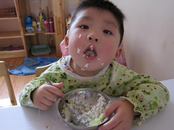 儿科医生：孩子不足3岁，再做3事就是坑娃，难怪孩子小病不断