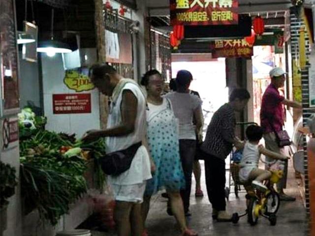 这9张平凡朴实的孕妈生活照，看着心疼，不是每个人都是“公主”