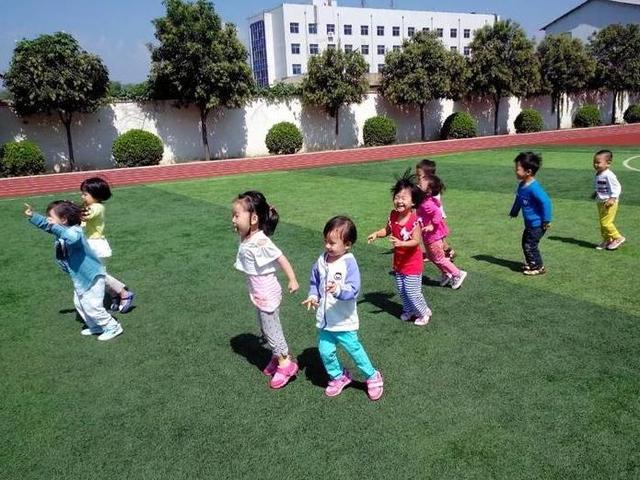 “我不会让我的孩子上幼儿园”，听一听这位幼师妈妈的理由