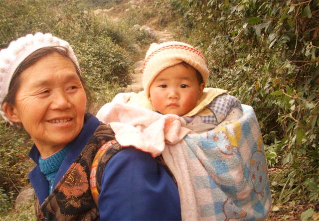 一位宝妈的自述：为什么我宁愿花钱请保姆，也不让婆婆带孩子？