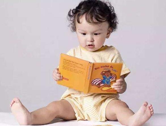 儿科医生：孩子智力发育3高峰期，家长要抓住，娃上学感激你