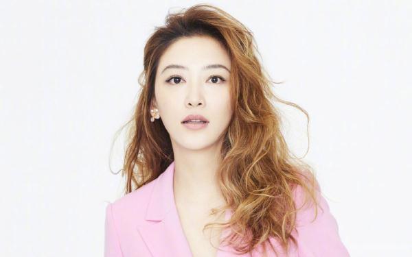 应采儿科普孕妇前后变化大吓坏准妈妈，麦迪娜自爆肚子长毛