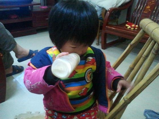 宝宝8个月肠胃坏死？只因宝妈这样给娃冲奶粉…