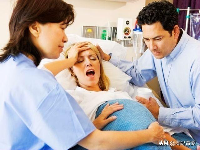孕晚期肚子发紧发硬，是胎儿有危险，还是快要生了？