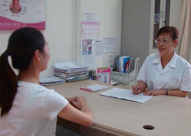多囊卵巢综合征的女性，也是能怀孕的，4个方法可以一试