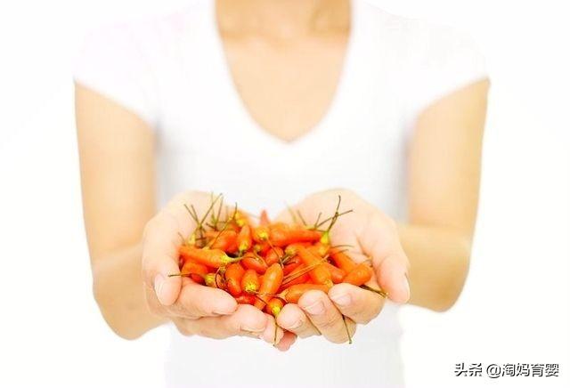 怀孕后爱吃酸的，婆婆说怀的是男孩，孕妇该相信吗？