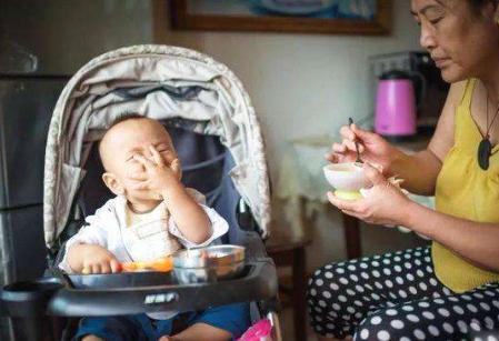 夏天宝宝更易脾虚又积食，这一招，健脾清积食，越早知道越好