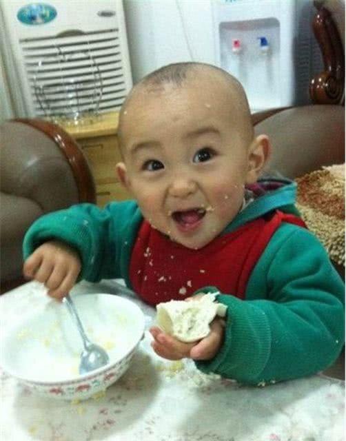 忠告：被医生拉入“黑名单”的4种早餐，积食还伤脾，别给娃吃了