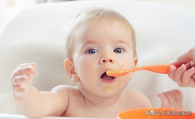 几类食物可能会损害孩子健康，3岁前尽量少吃