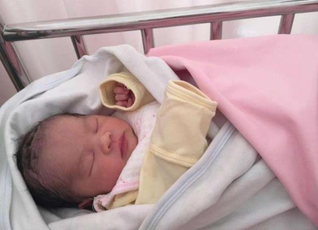 新生儿3月内，妈妈别犯这3个忌讳，以免影响宝宝发育