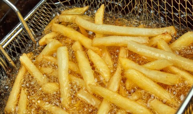这几种“食物”对孩子的伤害很大，还容易发福，家长别大意