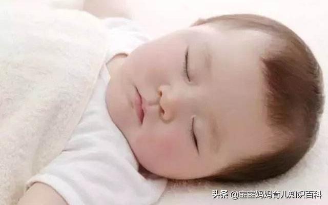 新手妈妈带娃指南：训练宝宝睡觉时要避免的5件事